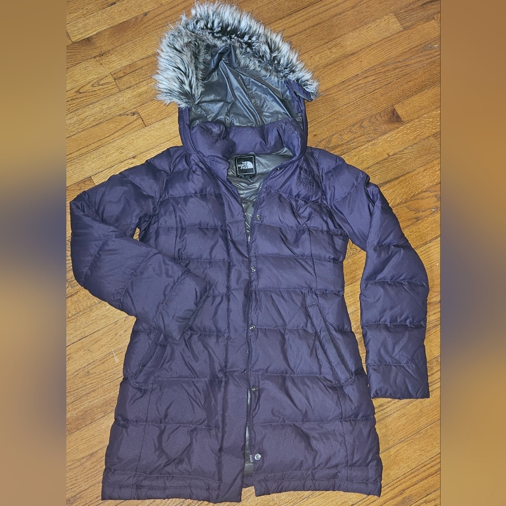 Women's North Face Parka Size Medium